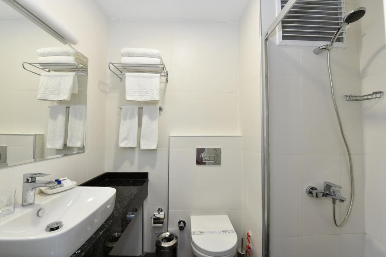 Andi Hotel Istanbul Exterior foto