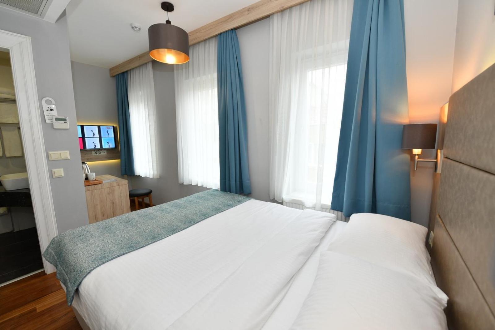 Andi Hotel Istanbul Exterior foto